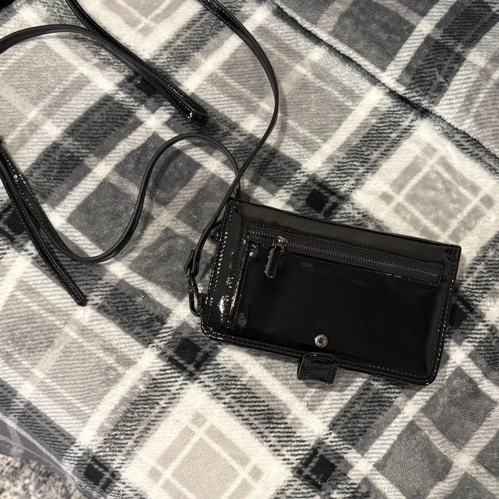 N/A sleek stylish